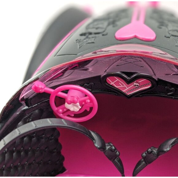 Monster High Draculaura Sweet 1600 Roadster Convertible 2011 Mattell - Picture 10 of 16